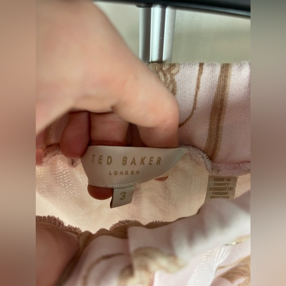 TED BAKER Henrina Botanical Pink/Tropical Printed Jersey Short Size 3 NWT - Picture 16 of 16